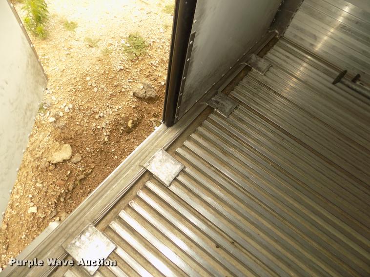 image for item DA3036 2014 Utility 3000R refrigerated van trailer