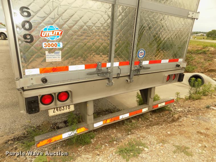 image for item DA3036 2014 Utility 3000R refrigerated van trailer
