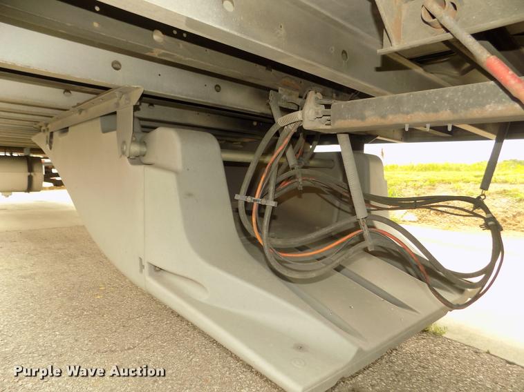 image for item DA3036 2014 Utility 3000R refrigerated van trailer