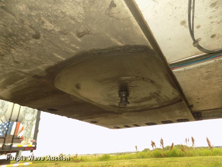 image for item DA3036 2014 Utility 3000R refrigerated van trailer