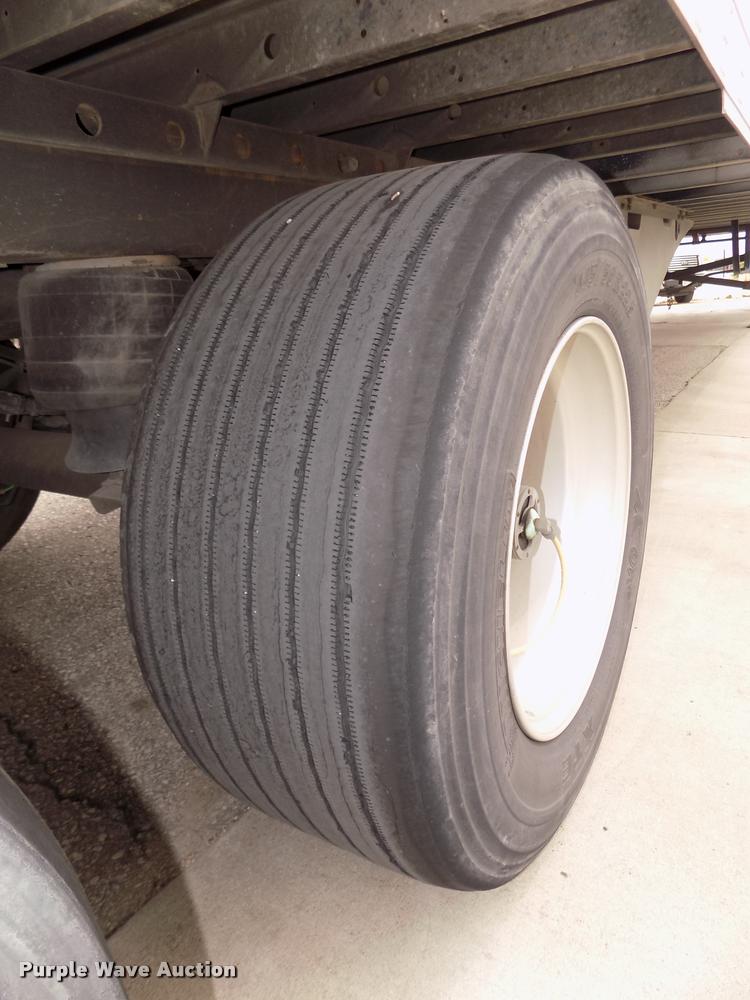 image for item DA3036 2014 Utility 3000R refrigerated van trailer