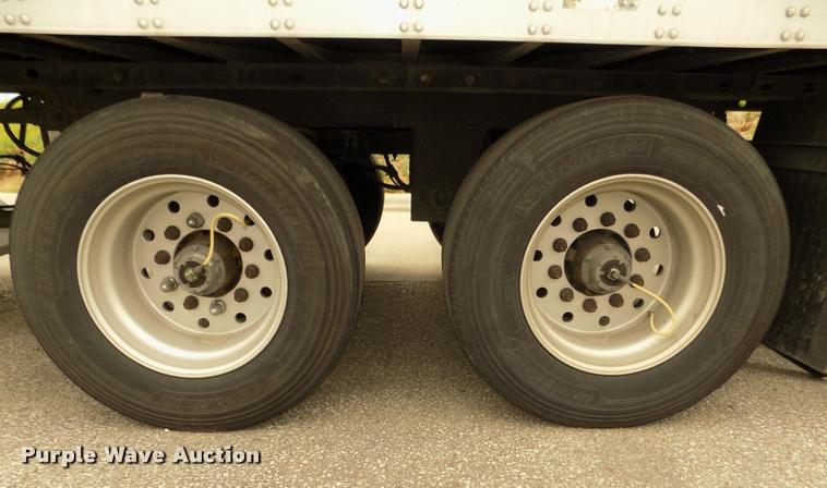 image for item DA3036 2014 Utility 3000R refrigerated van trailer