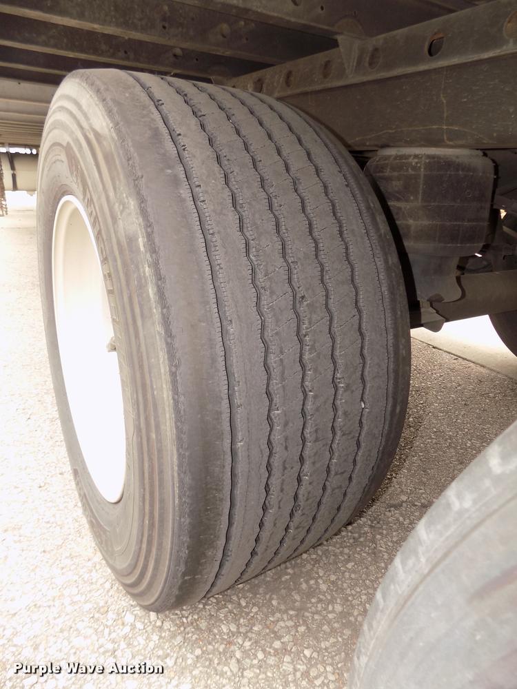 image for item DA3036 2014 Utility 3000R refrigerated van trailer