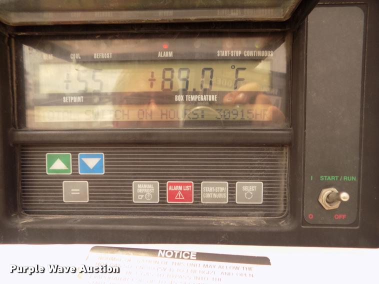 image for item DA3037 2009 Utility 3000R refrigerated van trailer