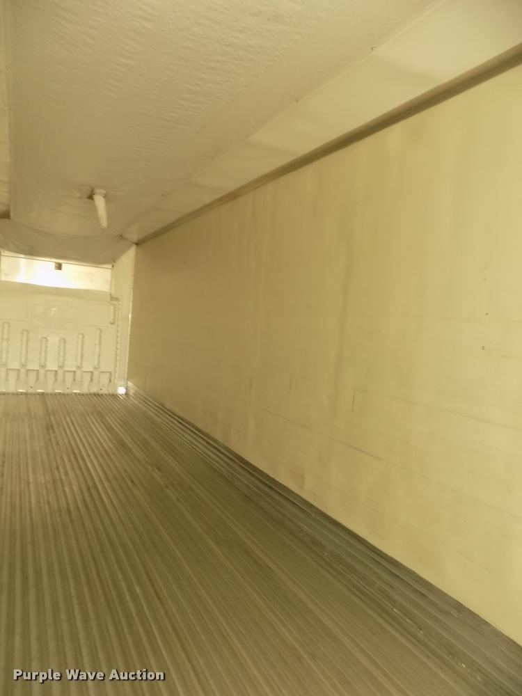 image for item DA3037 2009 Utility 3000R refrigerated van trailer