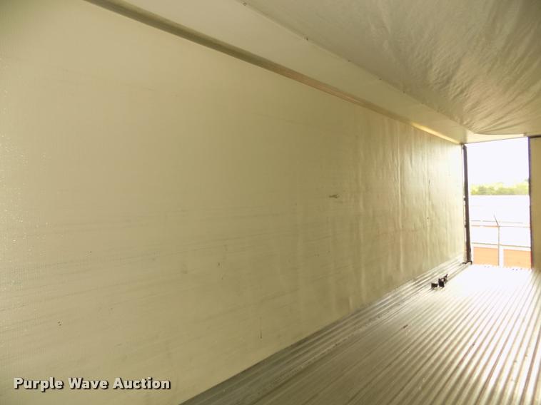 image for item DA3037 2009 Utility 3000R refrigerated van trailer