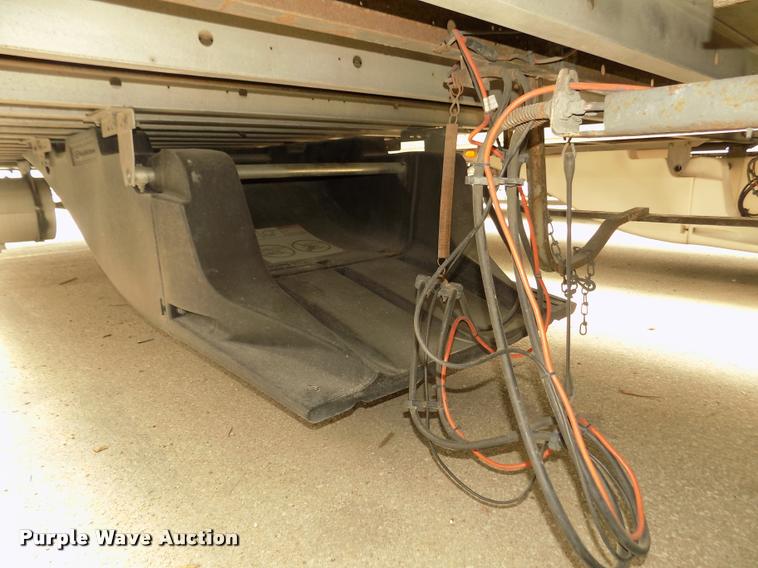 image for item DA3037 2009 Utility 3000R refrigerated van trailer