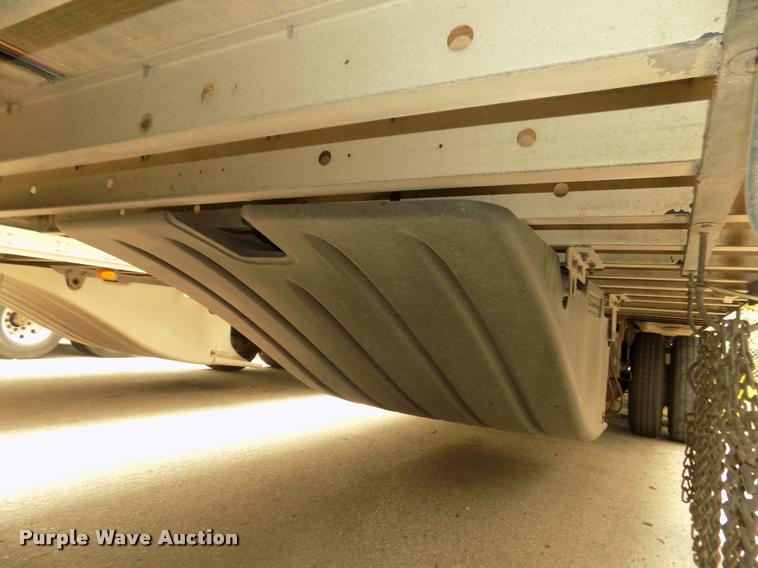 image for item DA3037 2009 Utility 3000R refrigerated van trailer