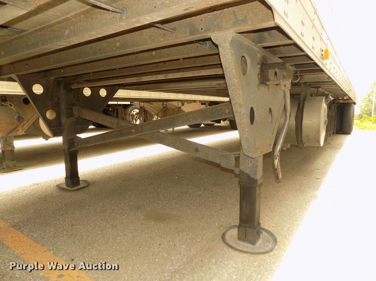 image for item DA3037 2009 Utility 3000R refrigerated van trailer