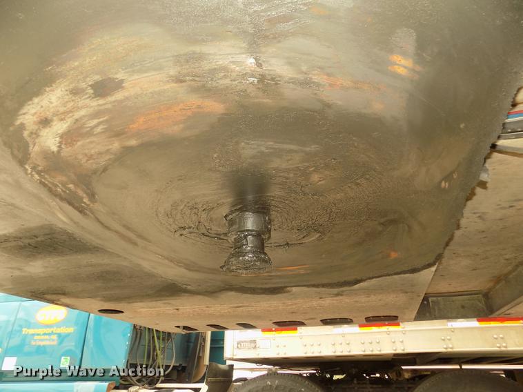 image for item DA3037 2009 Utility 3000R refrigerated van trailer