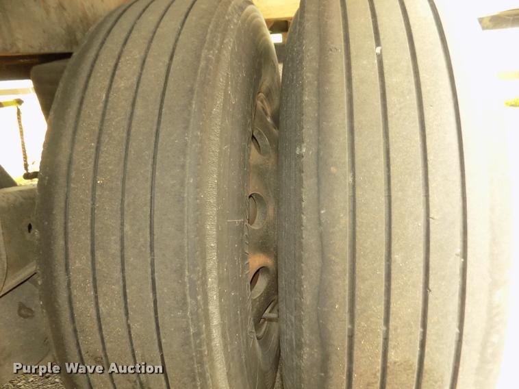 image for item DA3037 2009 Utility 3000R refrigerated van trailer