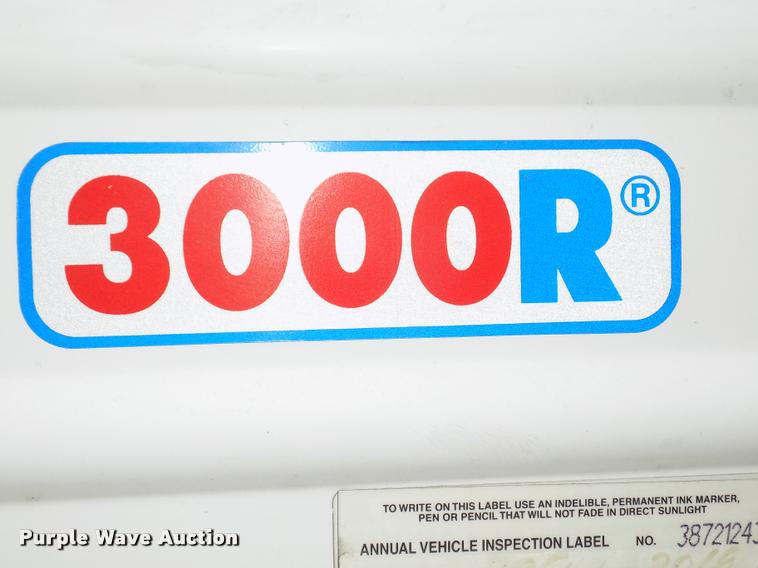 image for item DA3037 2009 Utility 3000R refrigerated van trailer