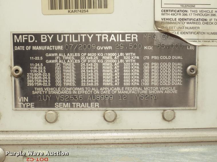 image for item DA3037 2009 Utility 3000R refrigerated van trailer