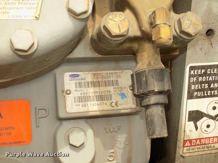 image for item DA3038 2014 Utility 3000R refrigerated van trailer