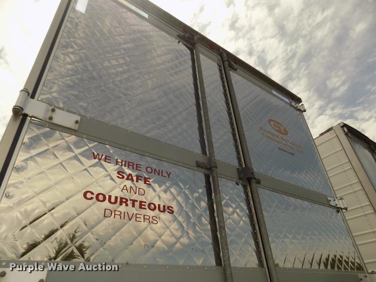 image for item DA3038 2014 Utility 3000R refrigerated van trailer