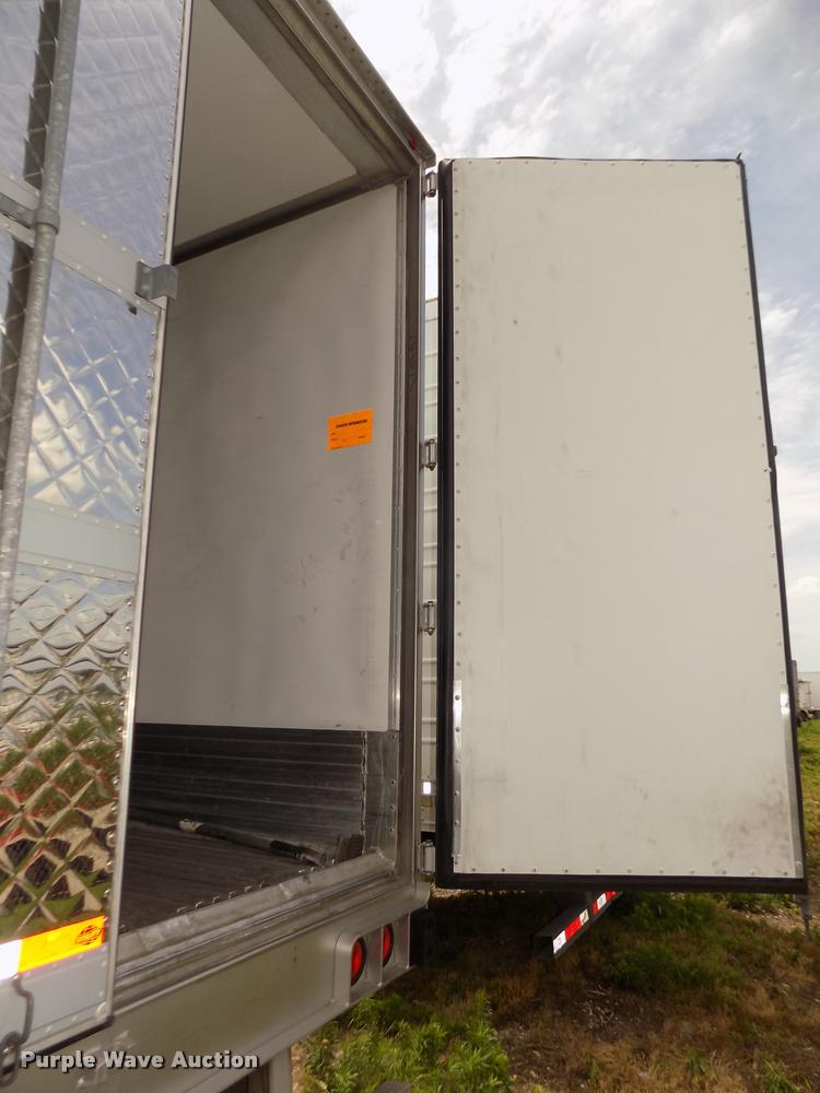 image for item DA3038 2014 Utility 3000R refrigerated van trailer