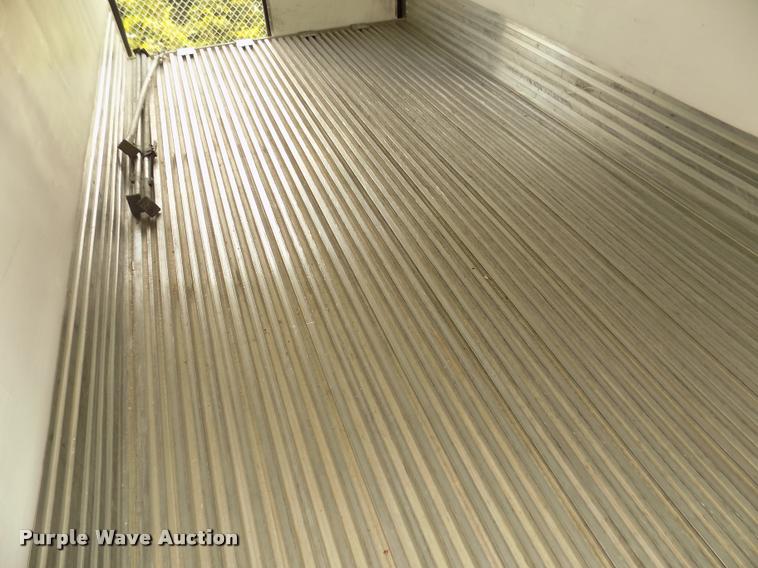 image for item DA3038 2014 Utility 3000R refrigerated van trailer