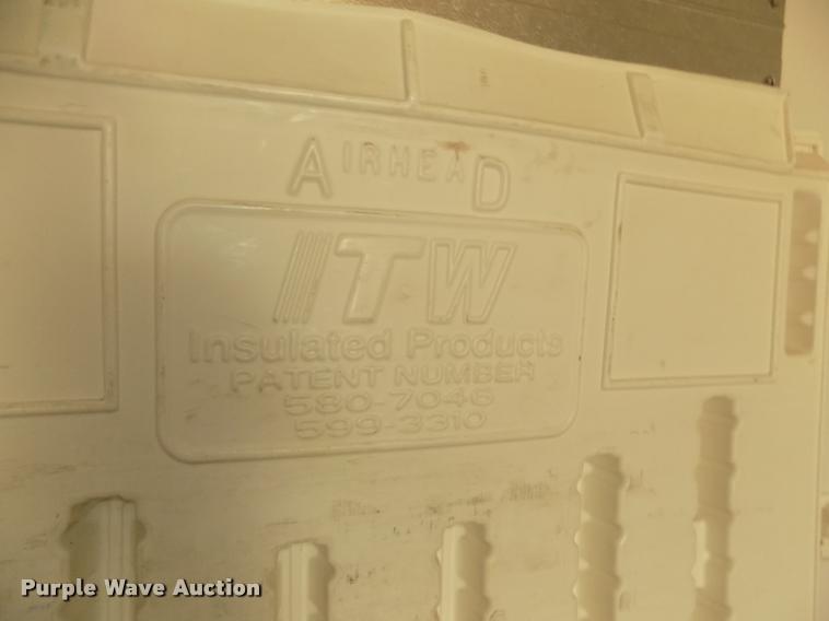 image for item DA3038 2014 Utility 3000R refrigerated van trailer