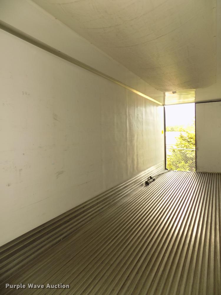 image for item DA3038 2014 Utility 3000R refrigerated van trailer