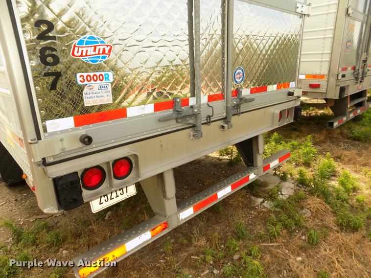 image for item DA3038 2014 Utility 3000R refrigerated van trailer