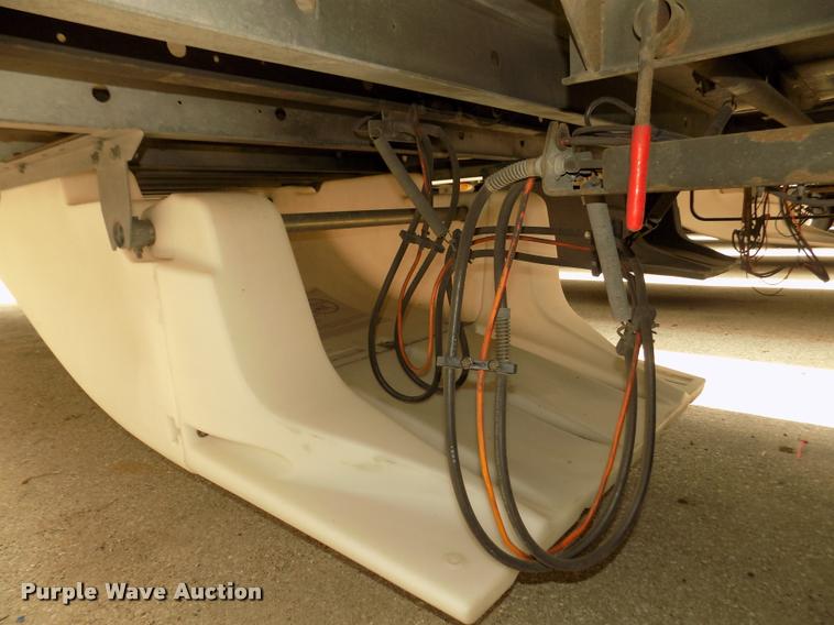 image for item DA3038 2014 Utility 3000R refrigerated van trailer