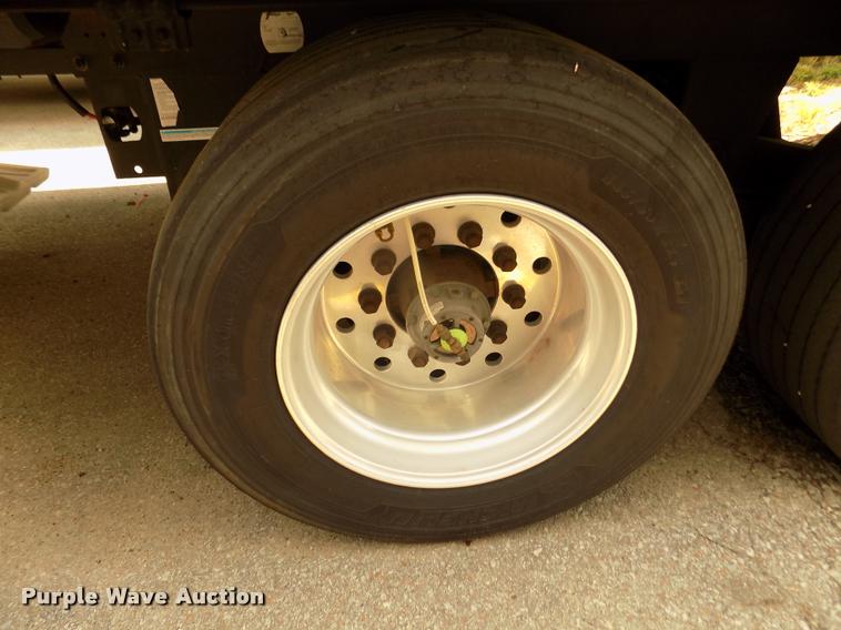 image for item DA3038 2014 Utility 3000R refrigerated van trailer