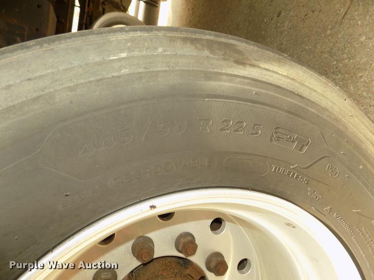 image for item DA3038 2014 Utility 3000R refrigerated van trailer