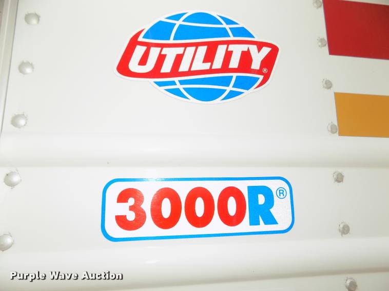 image for item DA3038 2014 Utility 3000R refrigerated van trailer