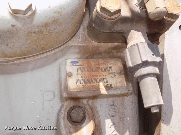 image for item DA3039 2009 Utility 3000R refrigerated van trailer