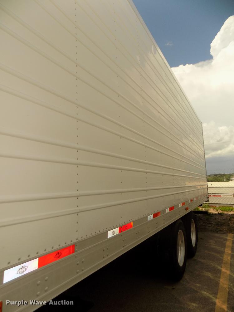 image for item DA3039 2009 Utility 3000R refrigerated van trailer