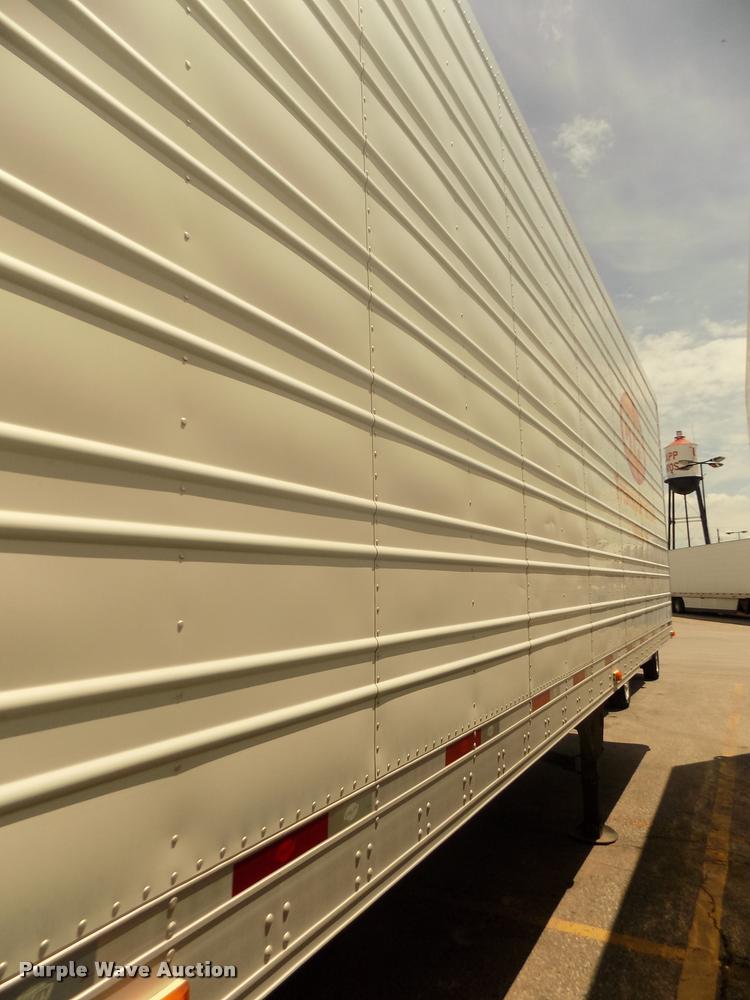 image for item DA3039 2009 Utility 3000R refrigerated van trailer