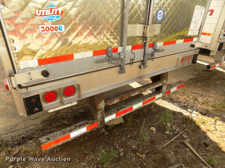 image for item DA3039 2009 Utility 3000R refrigerated van trailer