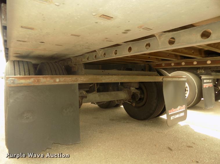 image for item DA3039 2009 Utility 3000R refrigerated van trailer