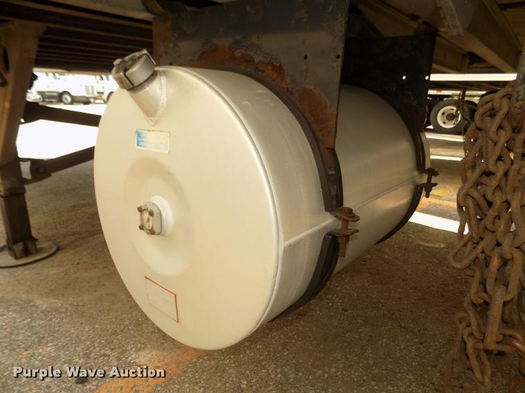 image for item DA3039 2009 Utility 3000R refrigerated van trailer