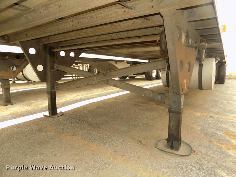 image for item DA3039 2009 Utility 3000R refrigerated van trailer