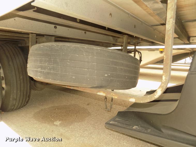 image for item DA3039 2009 Utility 3000R refrigerated van trailer