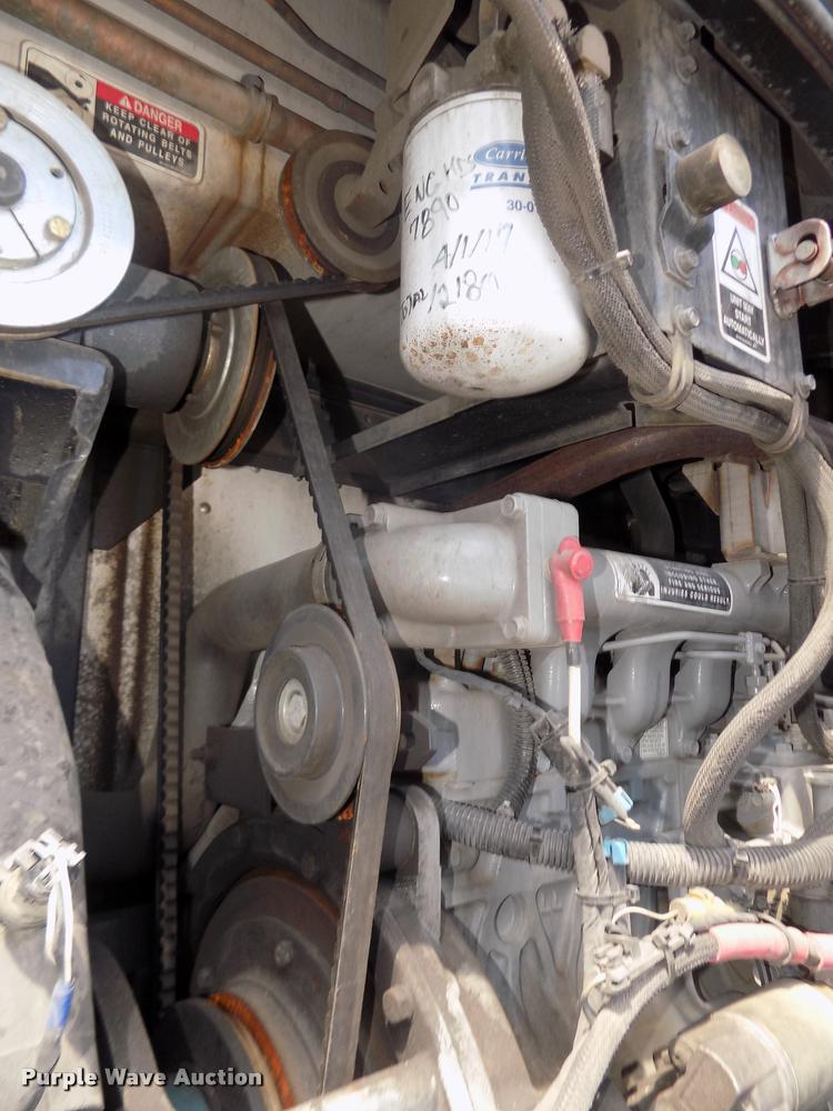 image for item DA3040 2014 Utility 3000R refrigerated van trailer