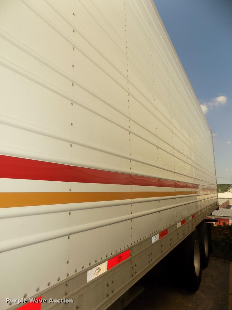 image for item DA3040 2014 Utility 3000R refrigerated van trailer