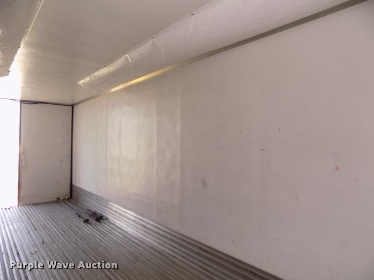 image for item DA3040 2014 Utility 3000R refrigerated van trailer