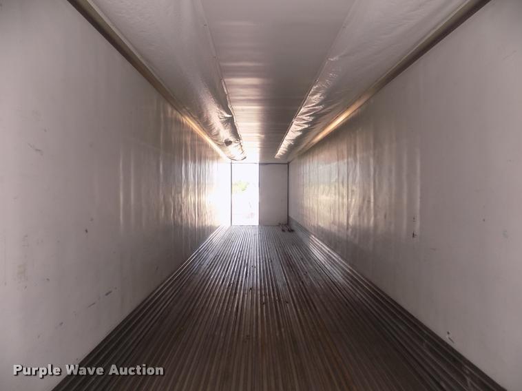 image for item DA3040 2014 Utility 3000R refrigerated van trailer