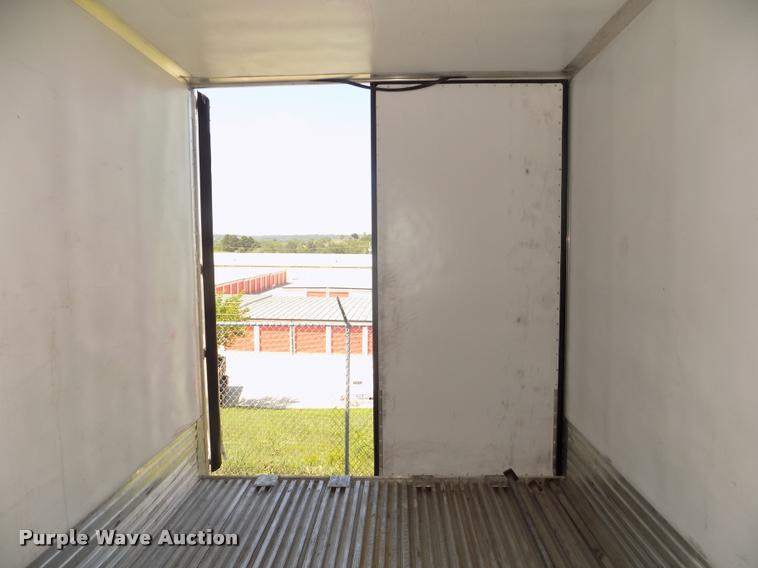 image for item DA3040 2014 Utility 3000R refrigerated van trailer