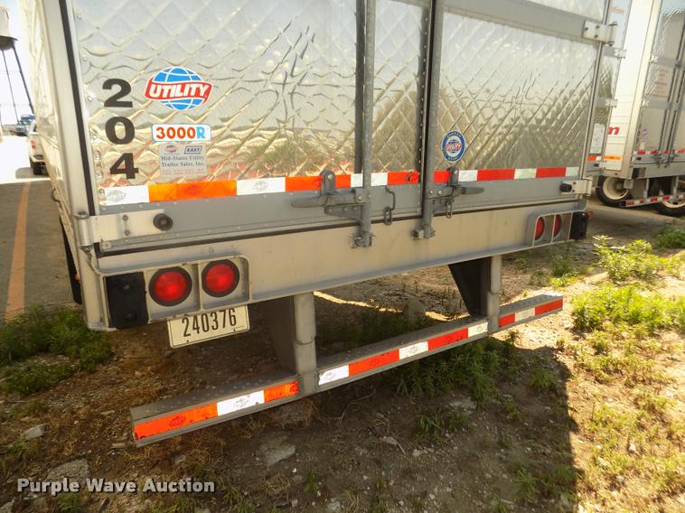 image for item DA3040 2014 Utility 3000R refrigerated van trailer