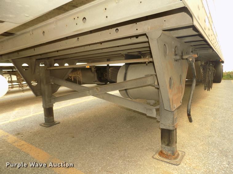 image for item DA3040 2014 Utility 3000R refrigerated van trailer