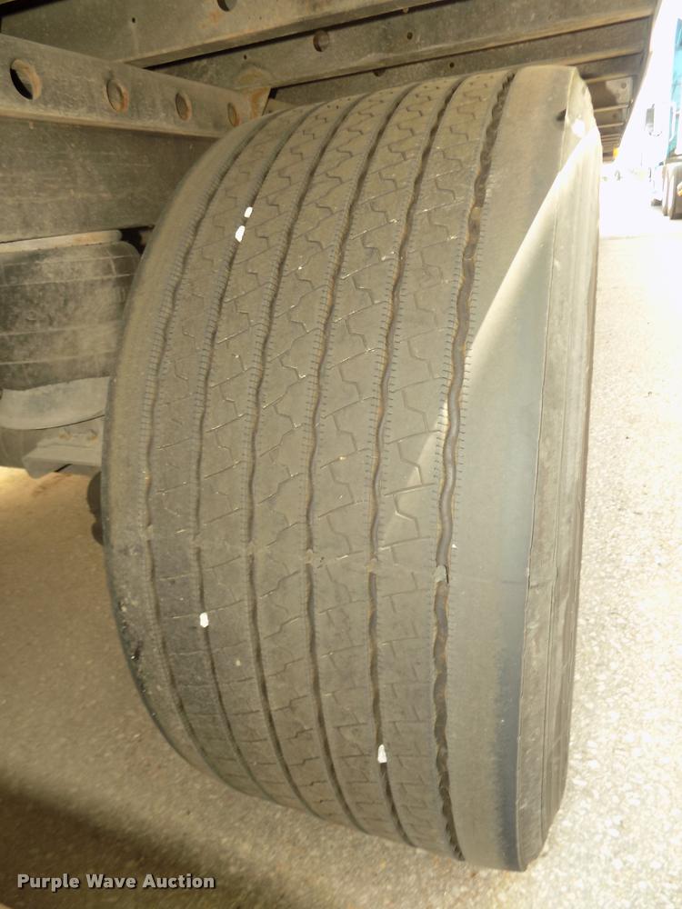 image for item DA3040 2014 Utility 3000R refrigerated van trailer