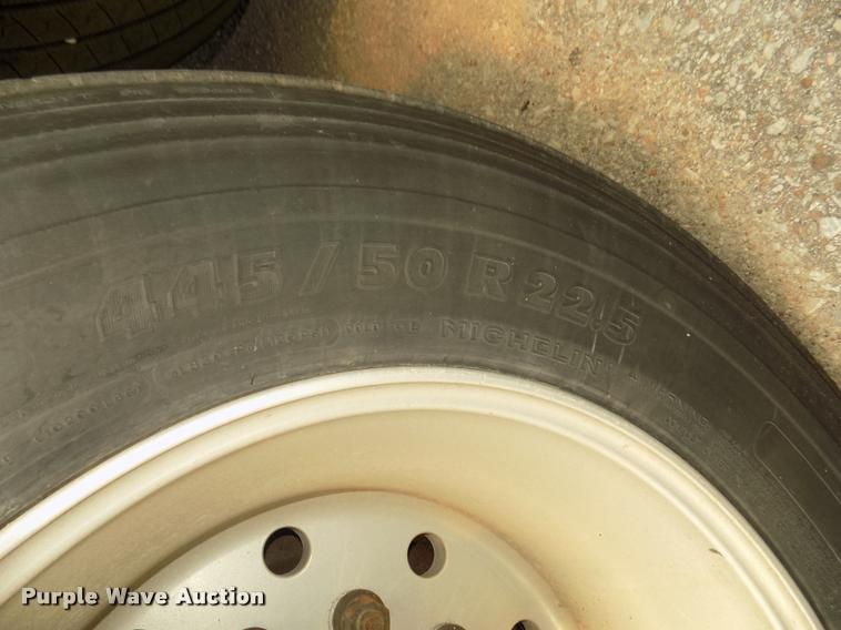 image for item DA3040 2014 Utility 3000R refrigerated van trailer