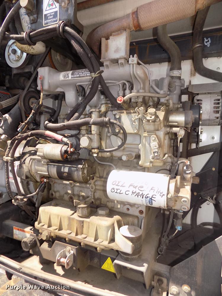 image for item DA3041 2014 Utility 3000R refrigerated van trailer