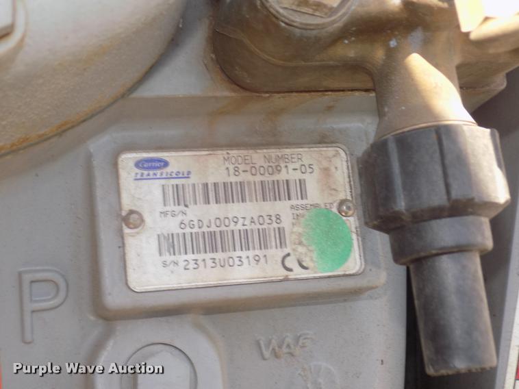 image for item DA3041 2014 Utility 3000R refrigerated van trailer