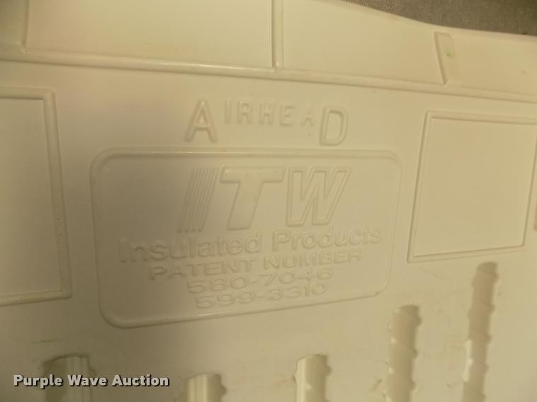 image for item DA3041 2014 Utility 3000R refrigerated van trailer