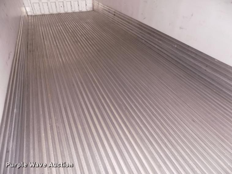 image for item DA3041 2014 Utility 3000R refrigerated van trailer