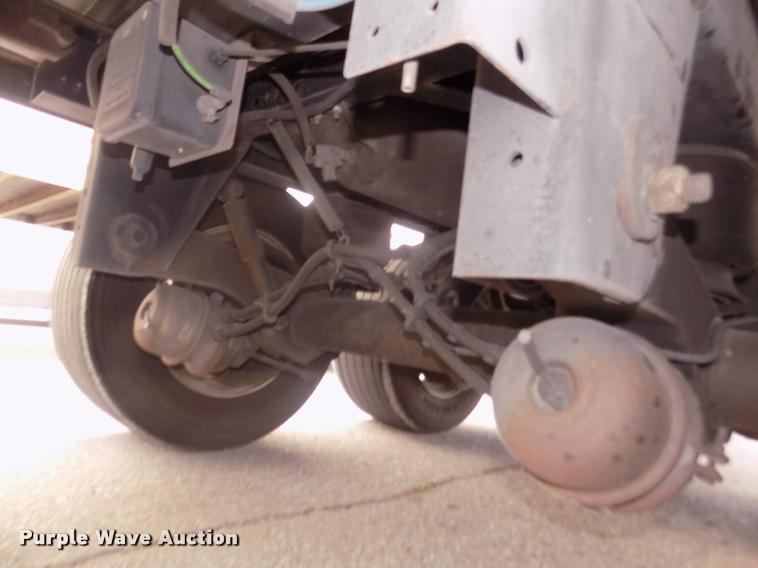 image for item DA3041 2014 Utility 3000R refrigerated van trailer